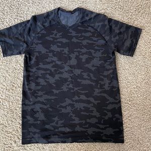 Lululemon Metal Tech Vent